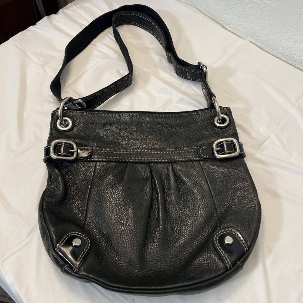 Fossil Hobo Pebbled Crossbody Shoulder Bag Purse‎ Tote Black Leather 12 X 11 X 2